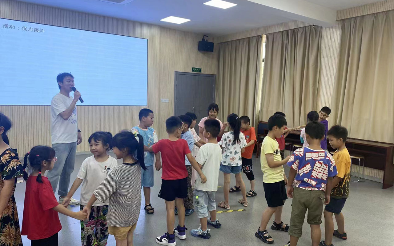 新都龙观乡中心学校